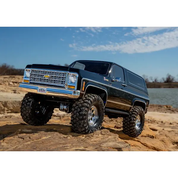 Traxxas TRX-4 Chevrolet K5 Blazer 1979 1:10 RTR crna