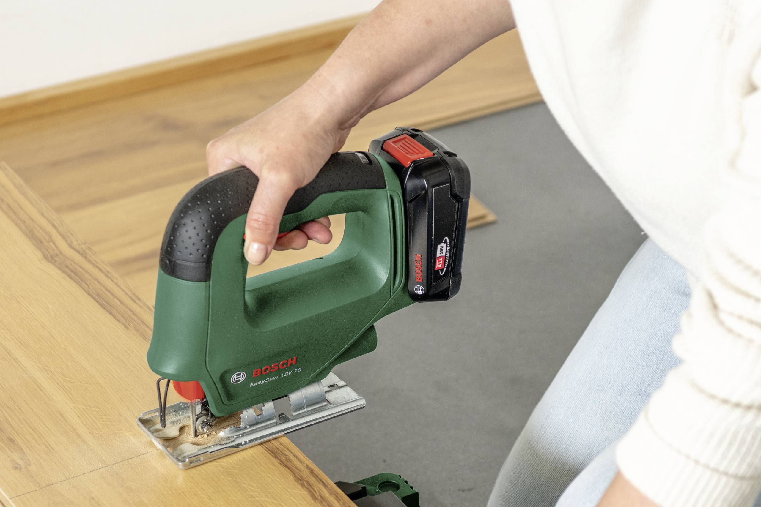 45645 Ubodna aku pila BOSCH EASYSAW 18V-70 SOLO